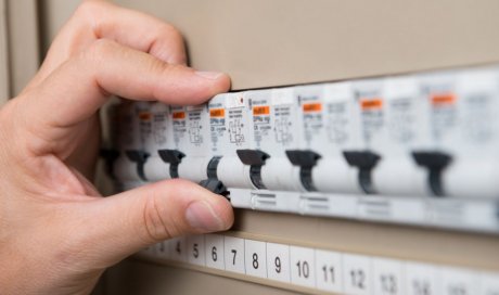 Professionnel pour le remplacement d’un tableau électrique d’une maison Le Touvet